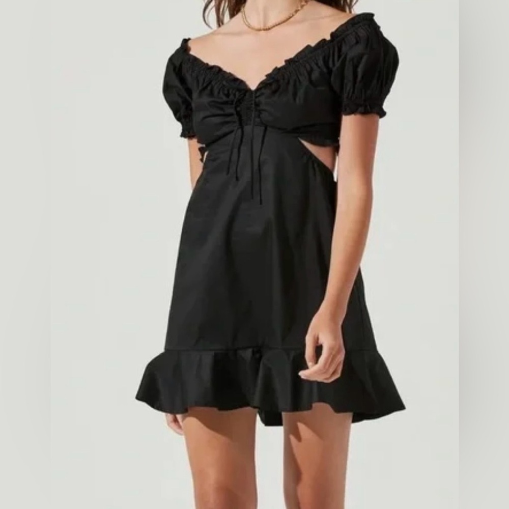 Astr Black Puff-Sleeve Cutout Ruffle Mini Dress